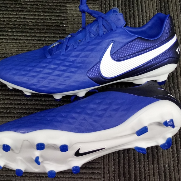 nike tiempo size 14